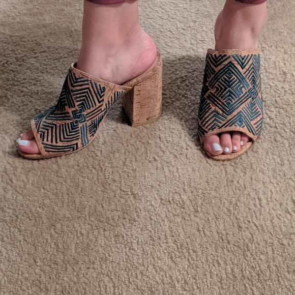 Shoes - Picture 3 of 3